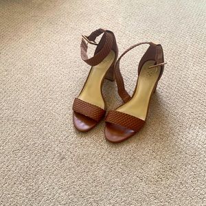 Vince Camuto tan sandals